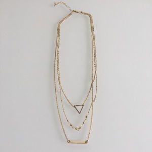 Multi-layered necklace